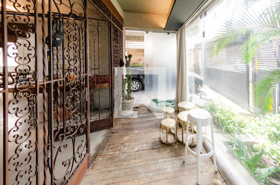 Casa com 3 quartos — Alto Barroca, Belo Horizonte