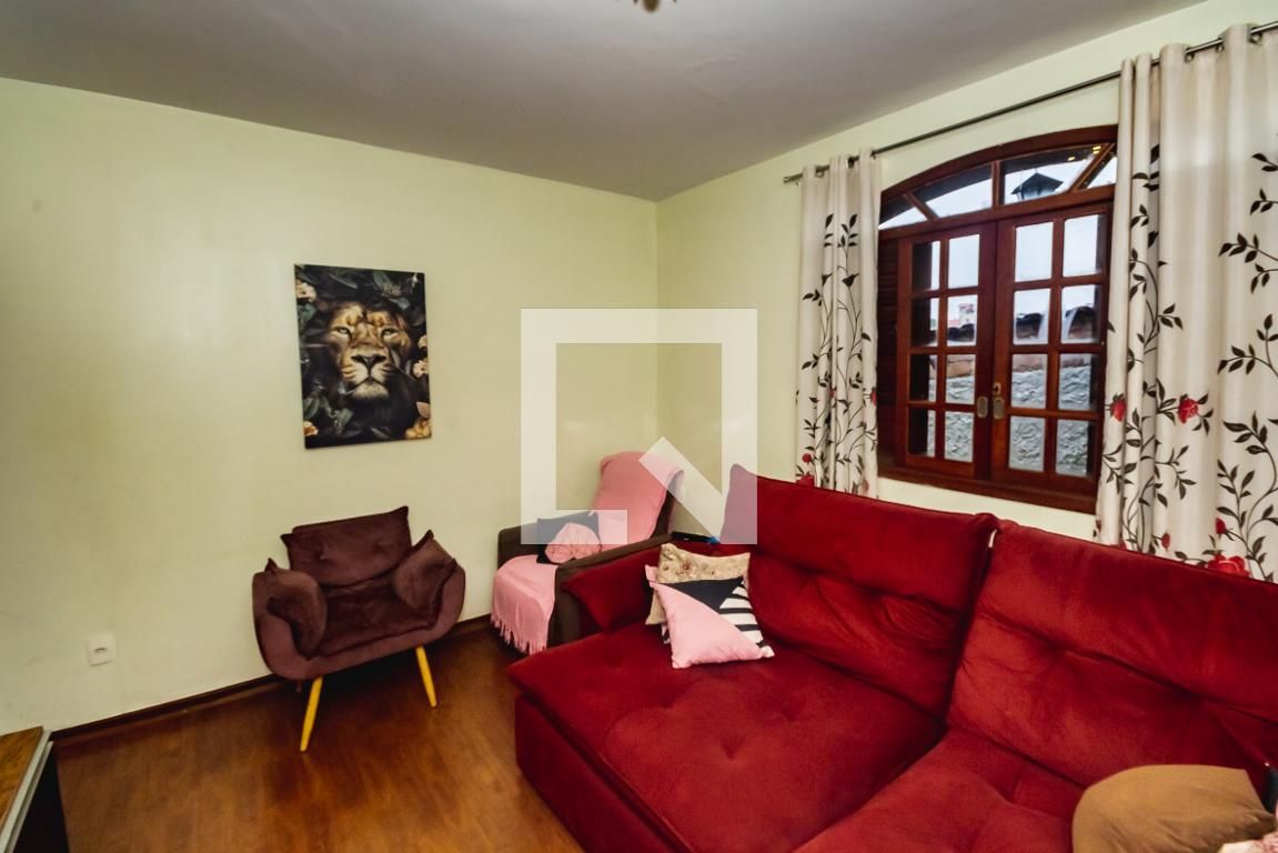 Casa com 4 quartos — São João Batista, Belo Horizonte