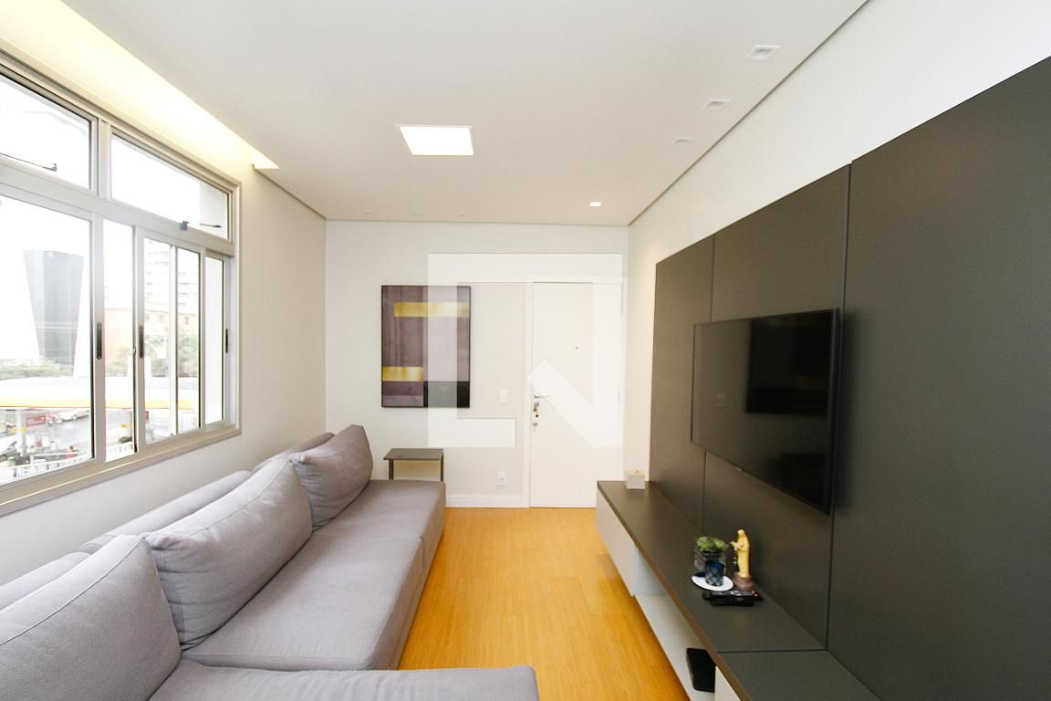 Apartamento com 3 quartos — Serra, Belo Horizonte