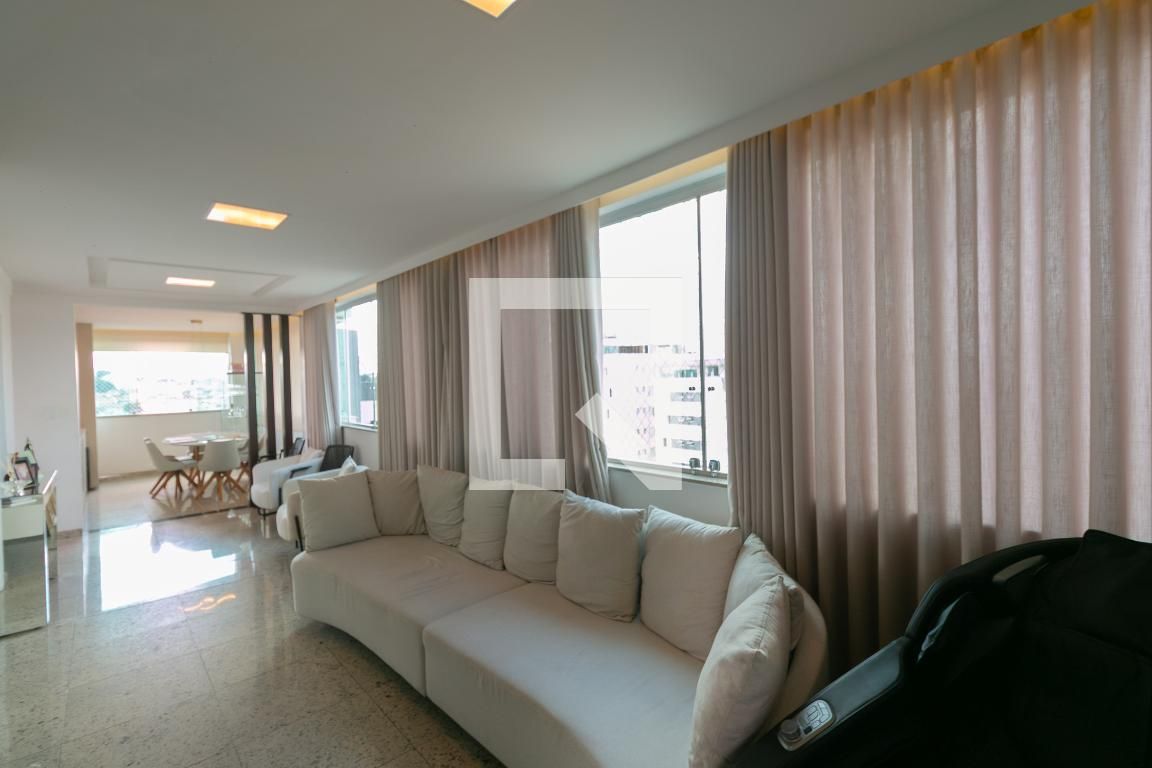 Apartamento com 4 quartos — Castelo, Belo Horizonte