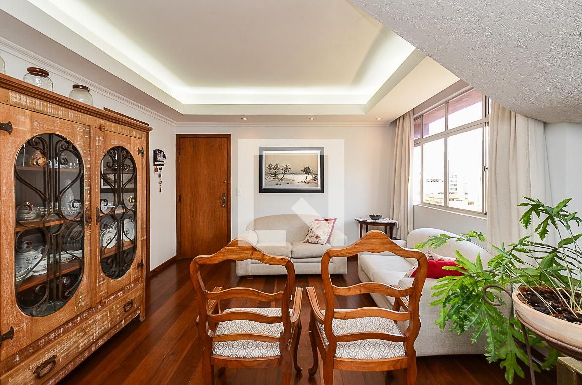Apartamento com 2 quartos — Funcionários, Belo Horizonte