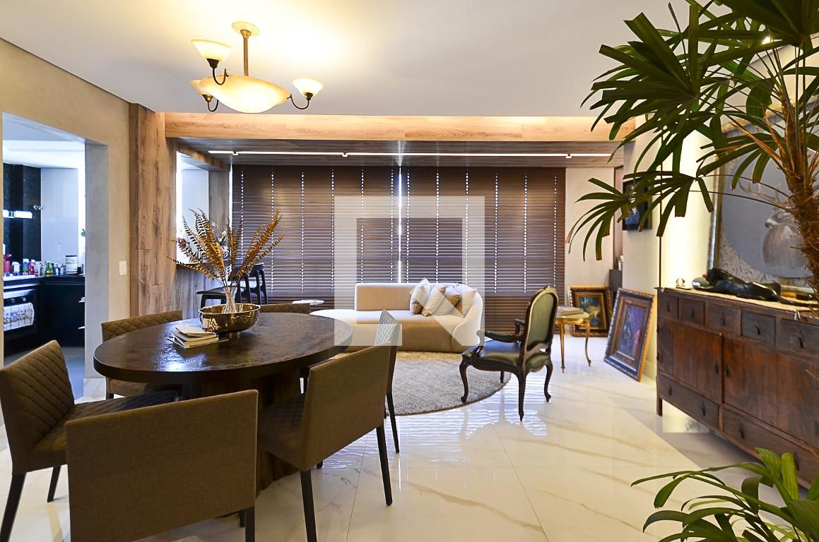 Apartamento com 3 quartos — Serra, Belo Horizonte