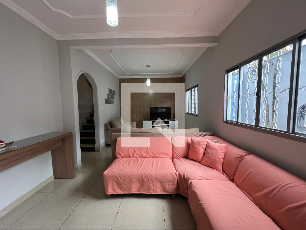 Casa com 3 quartos — Céu Azul, Belo Horizonte