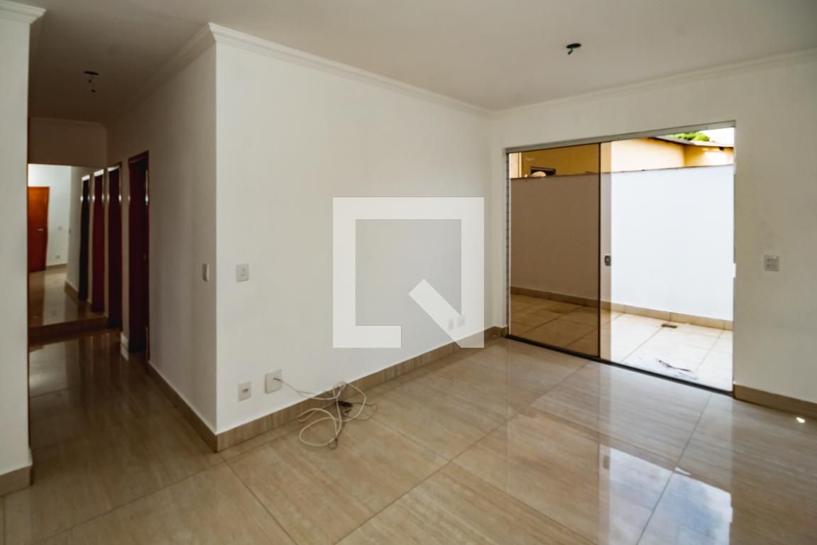 Apartamento com 3 quartos — Serrano, Belo Horizonte