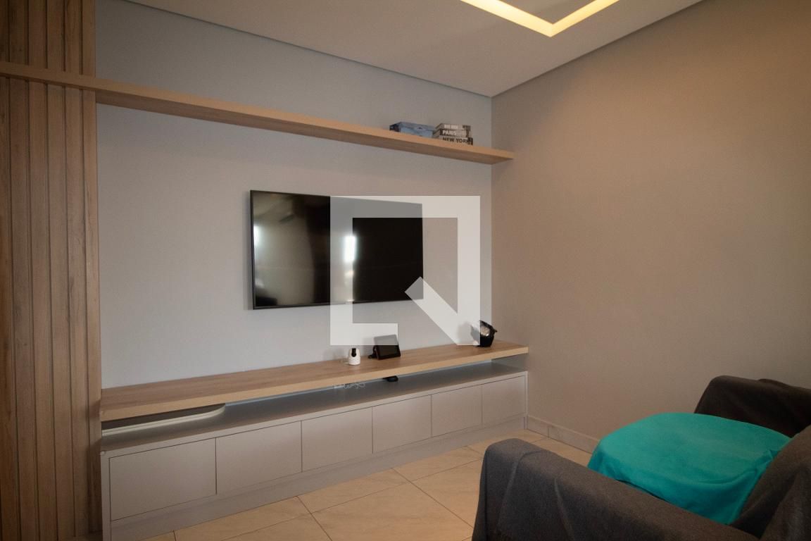 Apartamento com 2 quartos — Palmeiras, Belo Horizonte