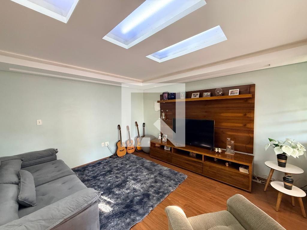 Casa com 5 quartos — Alto Caiçaras, Belo Horizonte