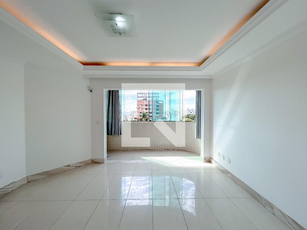 Apartamento com 4 quartos — São José, Belo Horizonte