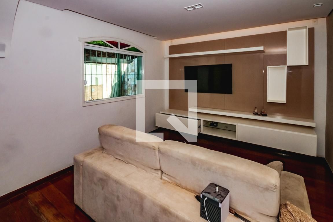 Casa com 6 quartos — Céu Azul, Belo Horizonte