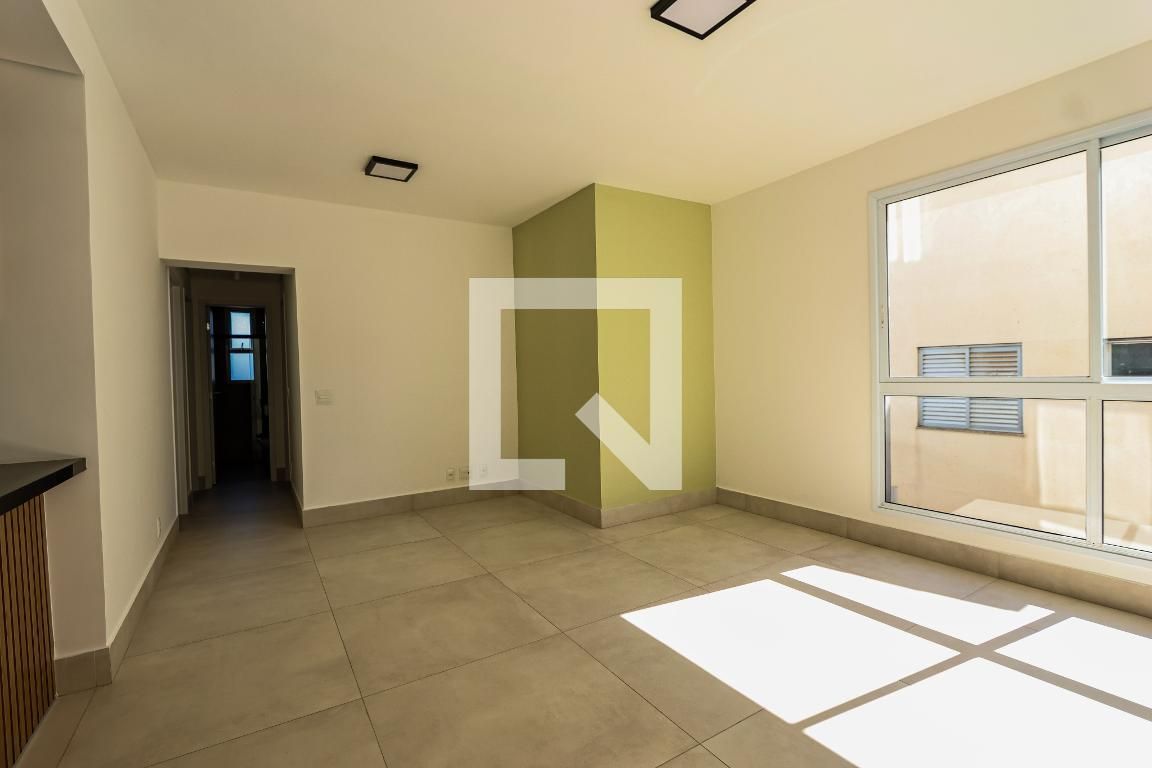 Apartamento com 3 quartos — Padre Eustáquio, Belo Horizonte