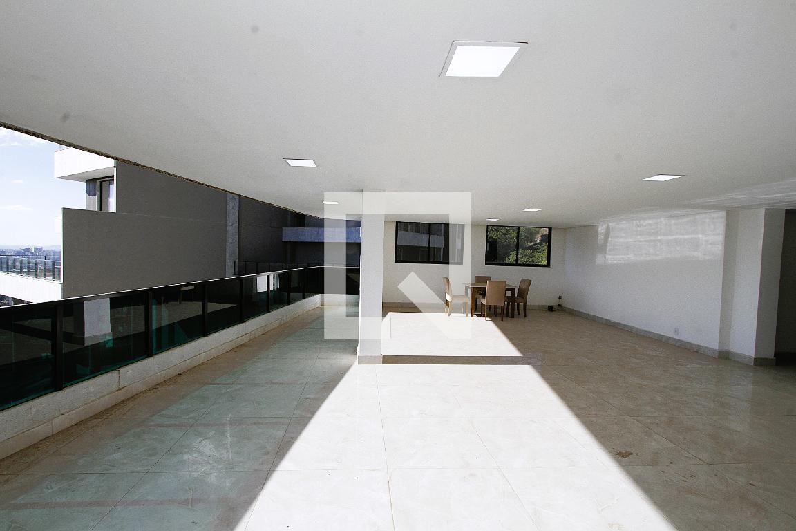 Apartamento com 4 quartos — Santa Lúcia, Belo Horizonte