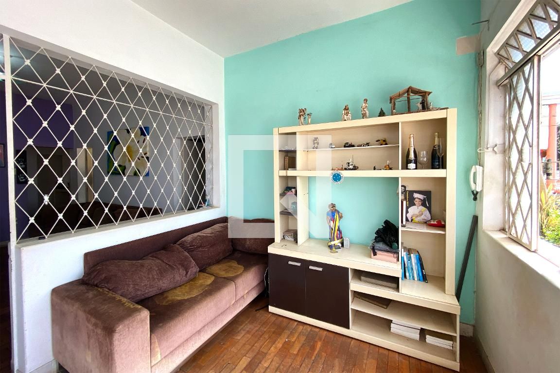 Casa com 5 quartos — Jardim America, Belo Horizonte