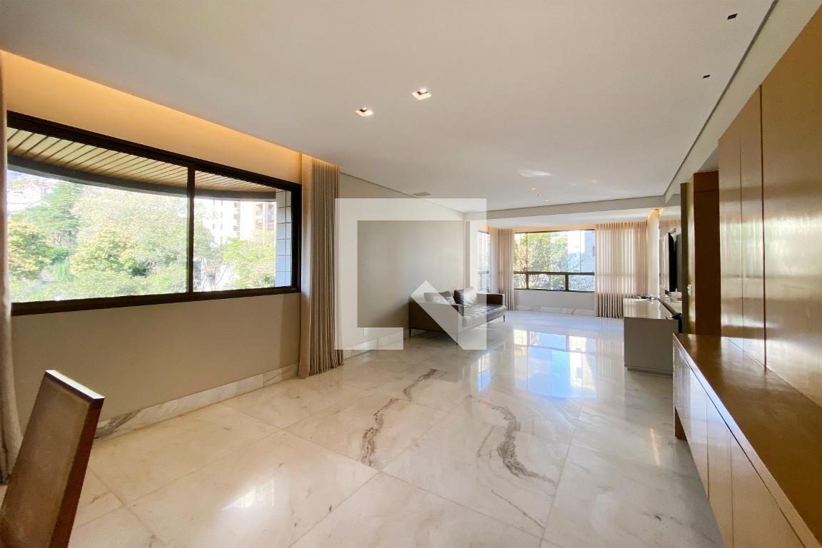 Apartamento com 3 quartos — Serra, Belo Horizonte