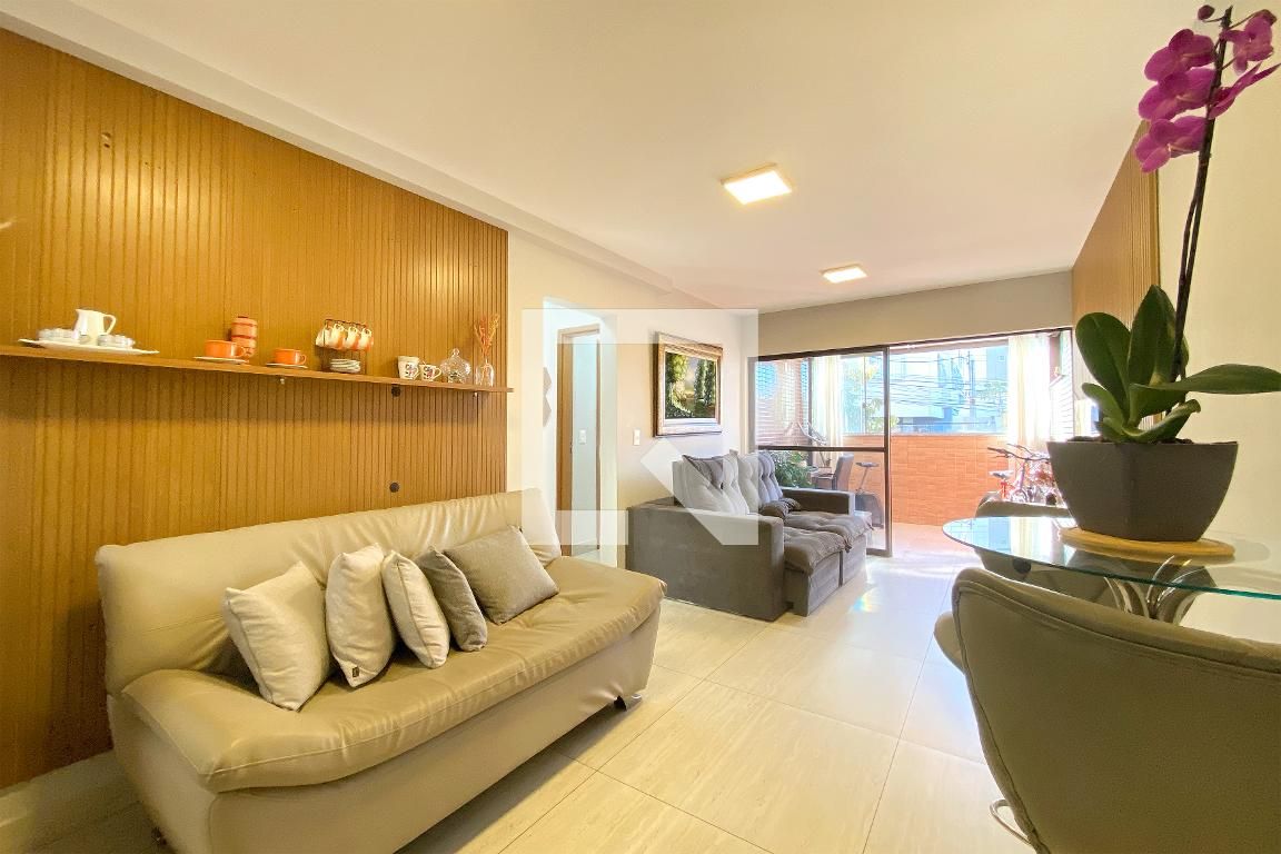 Apartamento com 2 quartos — Sagrada Família, Belo Horizonte