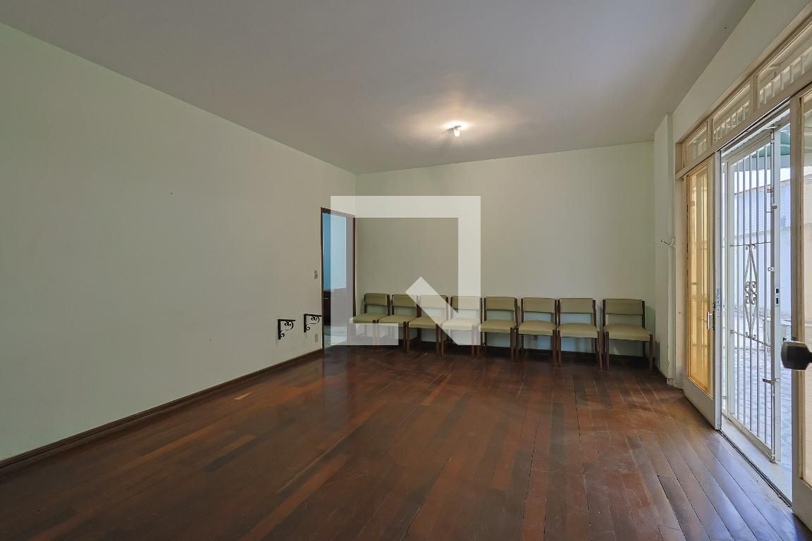 Apartamento com 4 quartos — Santo Antônio, Belo Horizonte