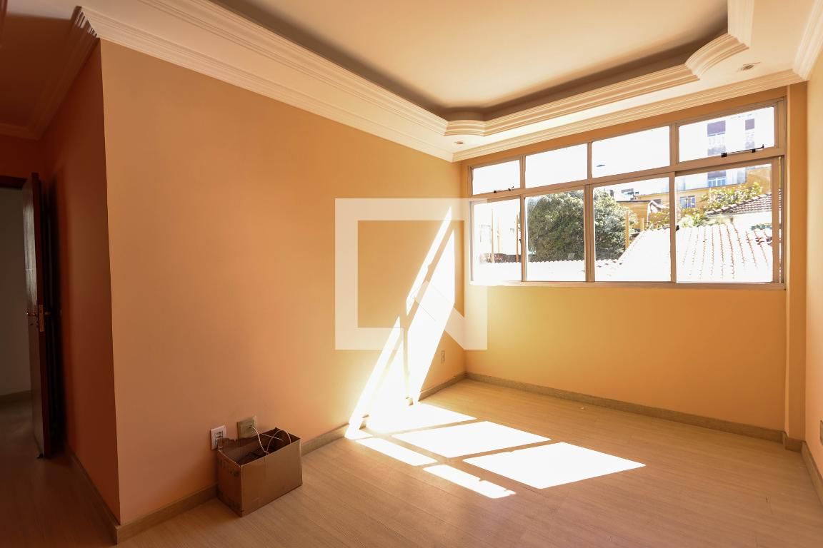 Apartamento com 3 quartos — Padre Eustáquio, Belo Horizonte
