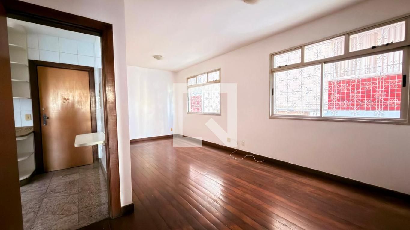 Apartamento com 3 quartos — Prado, Belo Horizonte