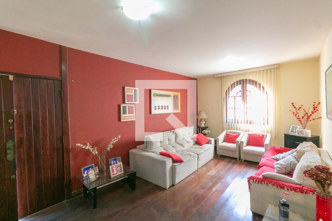 Casa com 5 quartos — Ouro Preto, Belo Horizonte