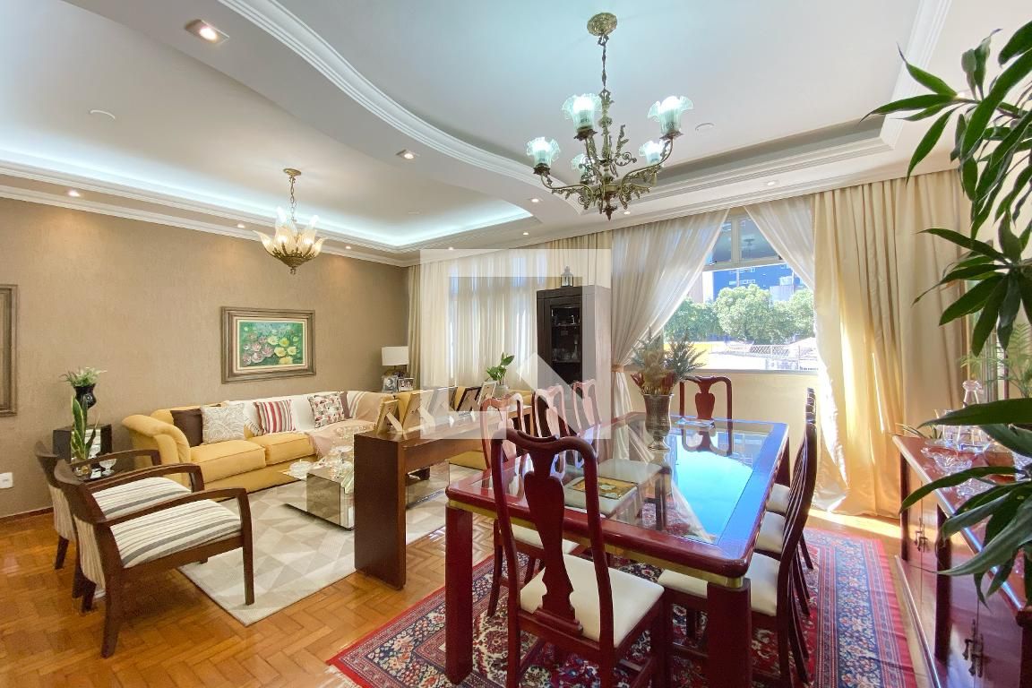 Apartamento com 4 quartos — Santa Efigênia, Belo Horizonte