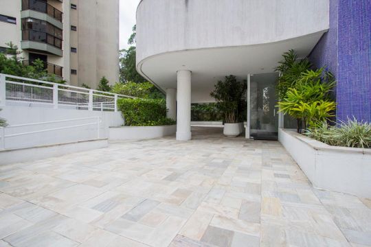 Área comum de apartamento para alugar com 2 quartos, 130m² em Vila Andrade, São Paulo