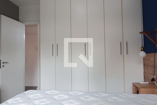 Quarto de apartamento à venda com 1 quarto, 40m² em Vila Olímpia, São Paulo