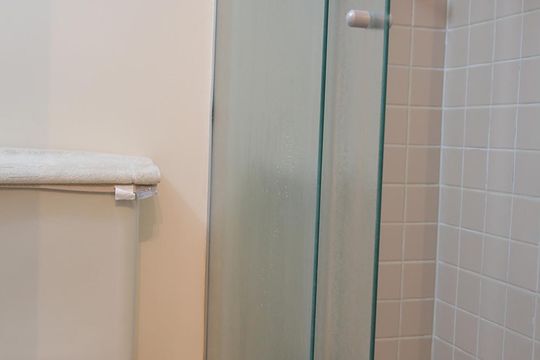Banheiro de kitnet/studio à venda com 1 quarto, 50m² em Bela Vista, São Paulo