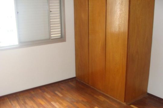 Apartamento à venda com 2 quartos, 60m² em Vila Olimpia, São Paulo