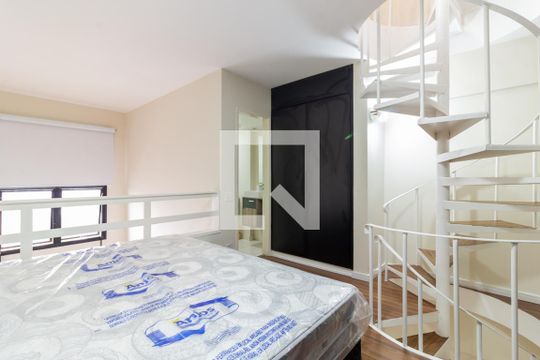 Suíte de apartamento à venda com 2 quartos, 90m² em Moema, São Paulo