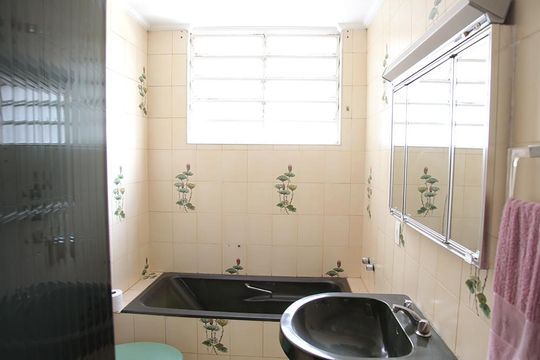 Banheiro de apartamento à venda com 2 quartos, 90m² em Jd Paulista, São Paulo
