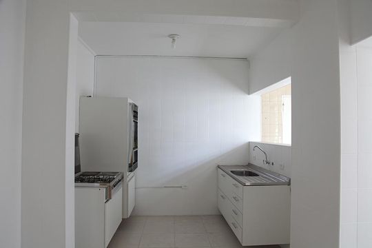 Cozinha de apartamento à venda com 2 quartos, 90m² em Jd Paulista, São Paulo