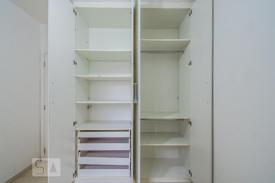 Quarto 1 de apartamento à venda com 2 quartos, 65m² em Vila Mariana, São Paulo