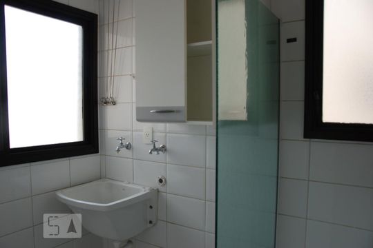 área de serviço de apartamento à venda com 2 quartos, 70m² em Centro, Campinas