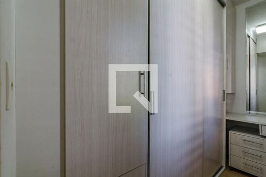Closet  de apartamento à venda com 2 quartos, 65m² em Paraíso, São Paulo