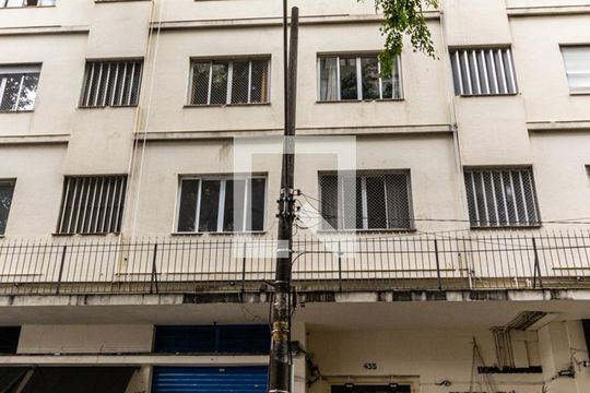 Fachada de apartamento à venda com 1 quarto, 61m² em Consolação, São Paulo