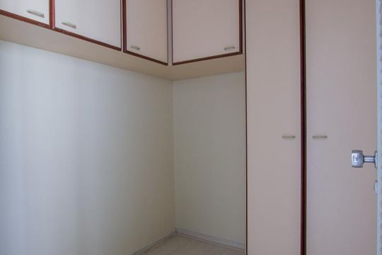 QUARTO ÁREA SERVIÇO de apartamento para alugar com 3 quartos, 115m² em Brooklin Paulista, São Paulo