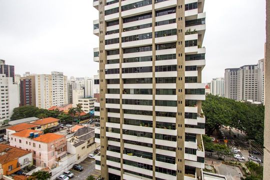 Vista Quarto 2 de apartamento à venda com 2 quartos, 72m² em Moema, São Paulo