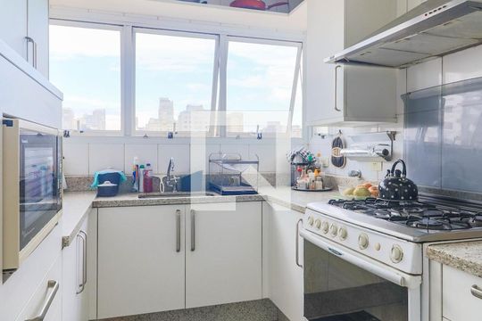 Cozinha de apartamento à venda com 3 quartos, 177m² em Campo Belo, São Paulo
