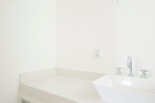 Wc de apartamento à venda com 2 quartos, 100m² em Itaim Bibi, São Paulo