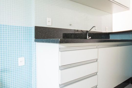 Cozinha de apartamento à venda com 1 quarto, 49m² em Pinheiros, São Paulo