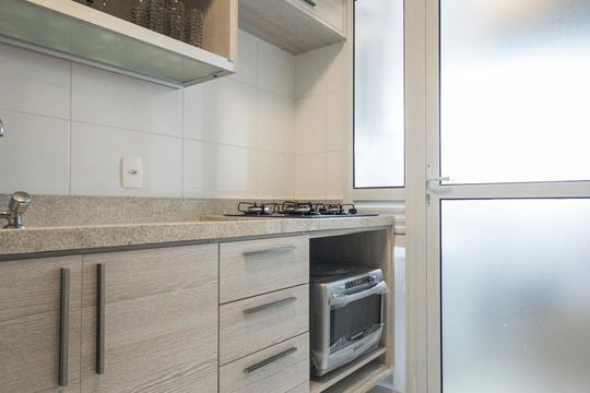 Cozinha de apartamento para alugar com 1 quarto, 57m² em Vila Nova Conceição, São Paulo