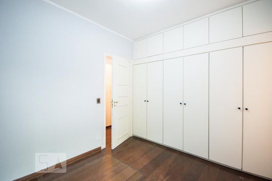 Suíte de apartamento à venda com 4 quartos, 172m² em Moema, São Paulo