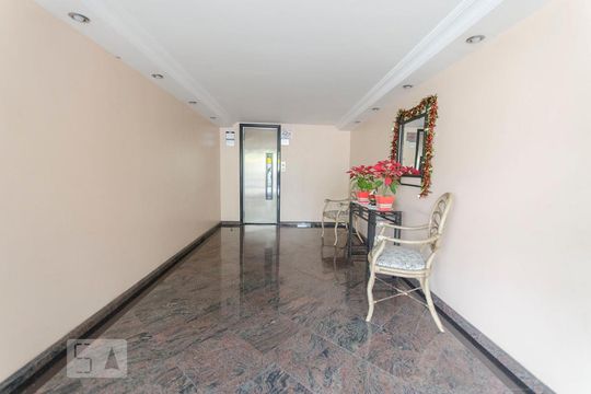 Hall de entrada de apartamento à venda com 3 quartos, 100m² em Perdizes, São Paulo