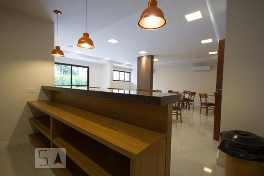 Salão de festas de apartamento para alugar com 3 quartos, 115m² em Cambuí, Campinas