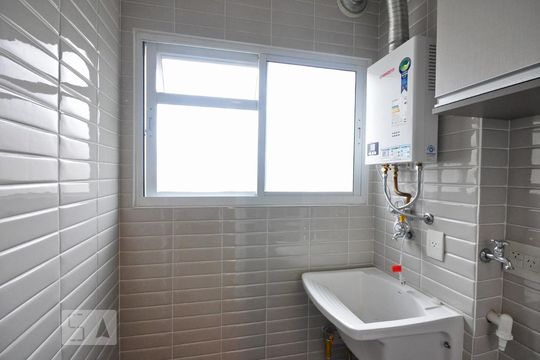 Área de serviço de apartamento para alugar com 1 quarto, 78m² em Vila Nova Conceição, São Paulo