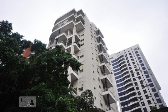 Fachada de apartamento para alugar com 1 quarto, 78m² em Vila Nova Conceição, São Paulo