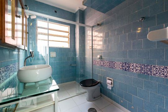 Banheiro de apartamento à venda com 1 quarto, 49m² em Liberdade, São Paulo