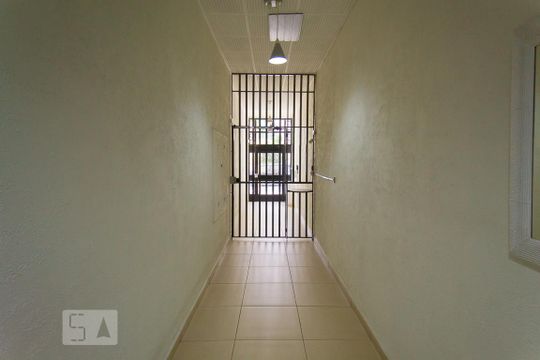 Entrada de apartamento para alugar com 2 quartos, 62m² em Vila Deodoro, São Paulo