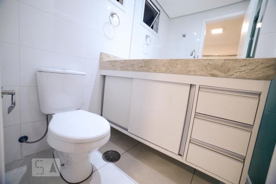Banheiro Suíte de apartamento para alugar com 3 quartos, 92m² em Indianópolis, São Paulo