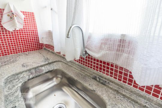 Cozinha de apartamento à venda com 2 quartos, 85m² em Vila Olímpia, São Paulo