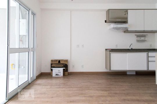Sala/Quarto/Cozinha de kitnet/studio para alugar com 1 quarto, 40m² em Bela Vista, São Paulo