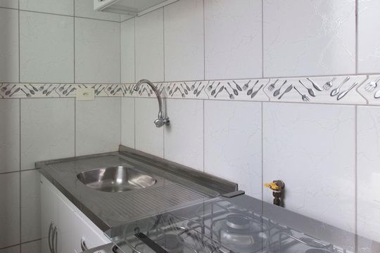 Cozinha de kitnet/studio à venda com 1 quarto, 30m² em Bela Vista, São Paulo